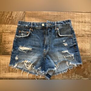 Zara THE HW SHORT denim shorts size 2